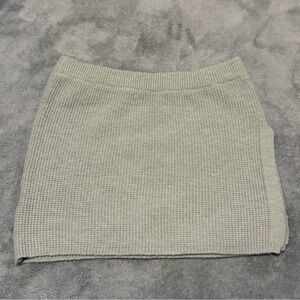 Elegant Knit Mini Skirt in Gray